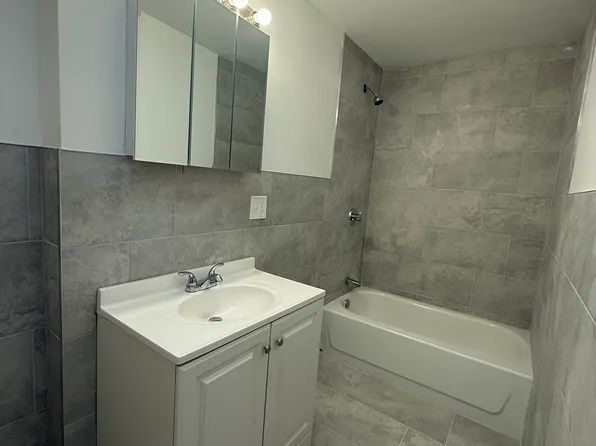 38 Esther St #1, Worcester, MA 01607