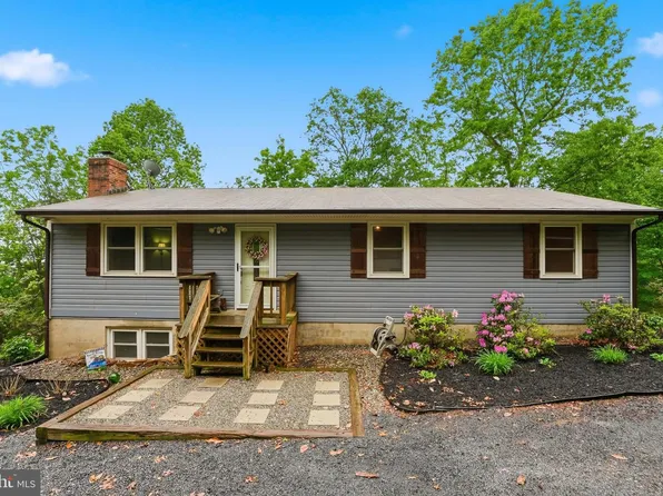 2718 Jackson Dr, Haymarket, VA 20169
