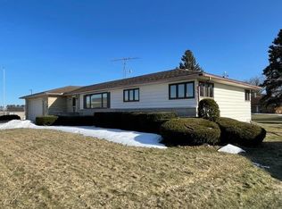 514 Tamarack St, Randolph, WI 53956