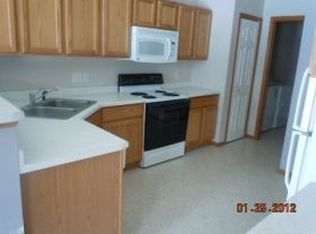 7511 Derby Ln, Shakopee, MN 55379