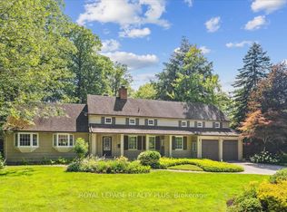 1258 Ravine Dr, Mississauga, ON L5J3E4