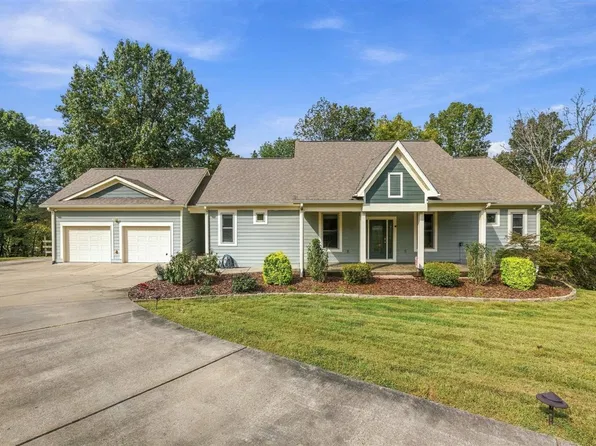 332 Phoenix Dr, Fountain Run, KY 42133