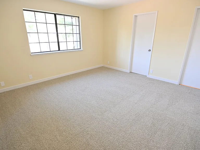 347 W Rincon Ave #E — Photo 15