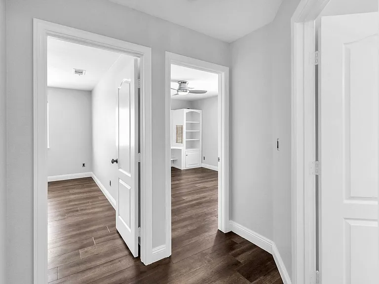 296 Doe Run Cir — Photo 21