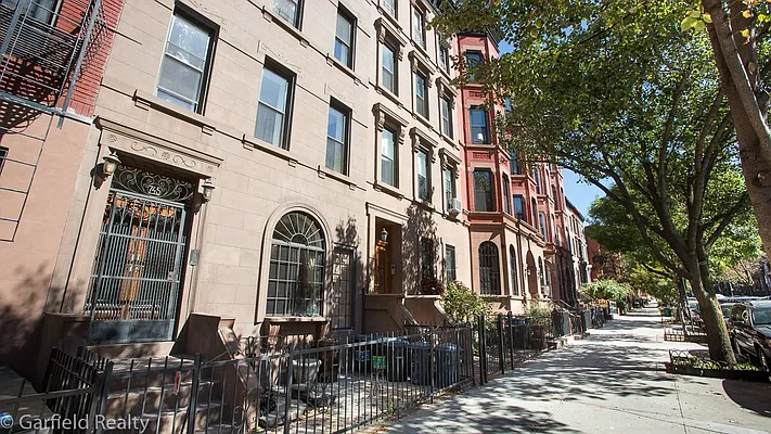 Rented by Garfield Realty  | media 30