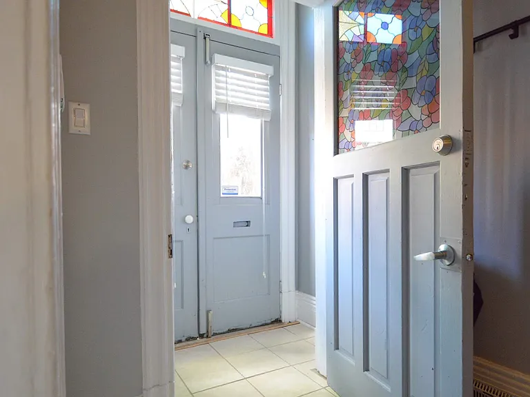 132 Grant Ave — Photo 3