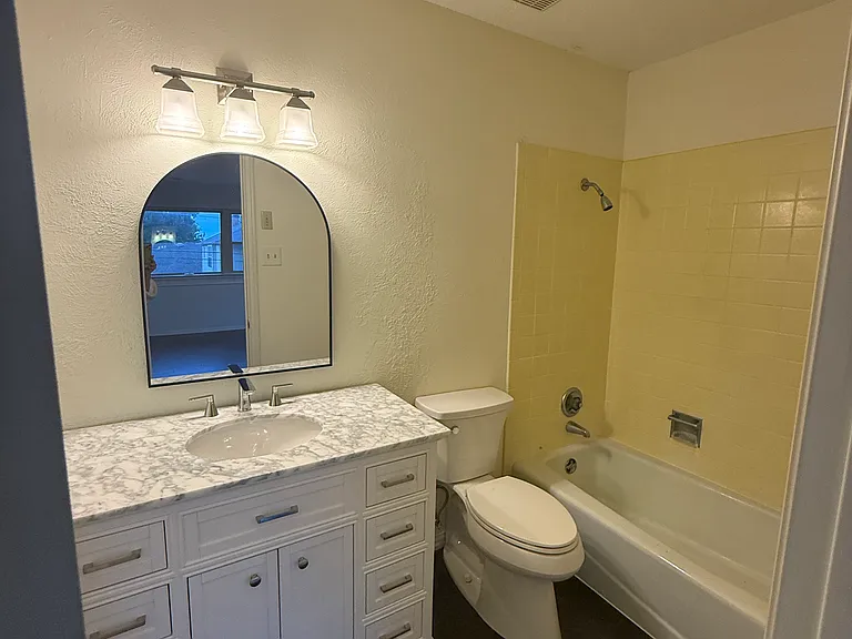 7135 Cosgrove Dr — Photo 27