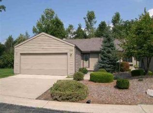 2448 Valley Oaks Cir, Flint, MI 48532