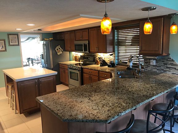 3rd image of 5475 Beaujolais Ln