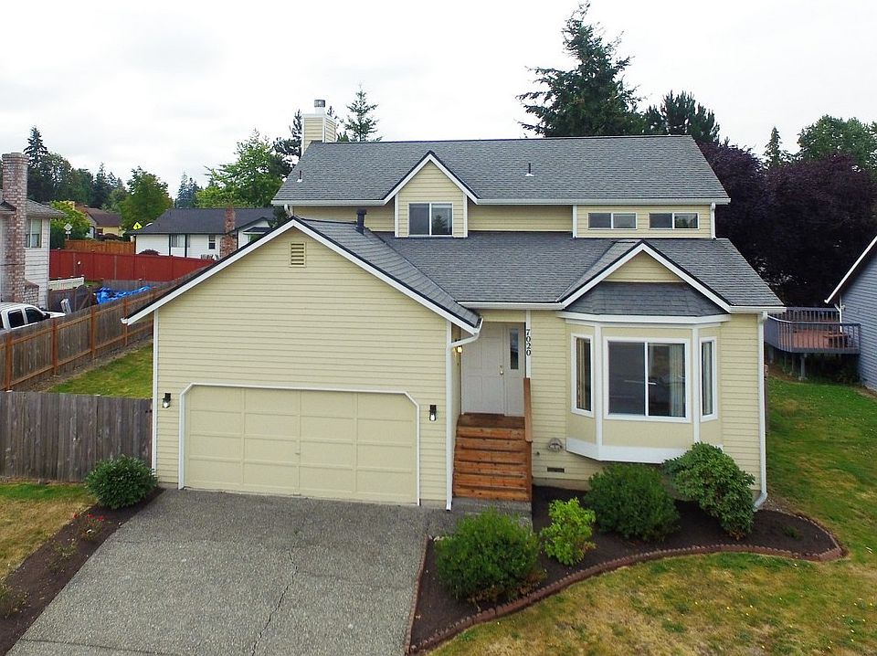 1st image of 7020 67th St NE