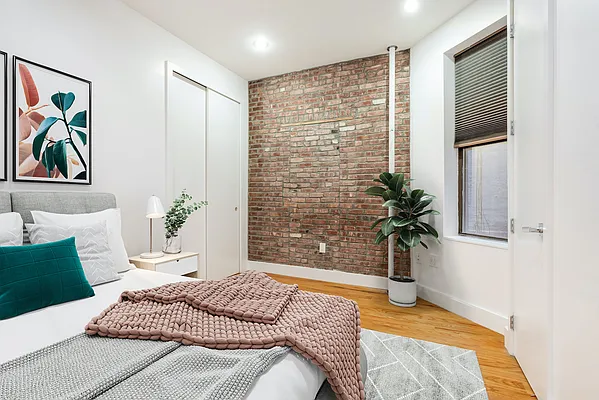 Rented by Compass | media 29