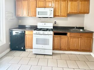 317 Exchange St #1A, New Haven, CT 06513