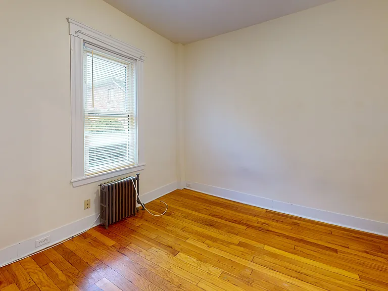 31 Plymouth St #1 — Photo 6