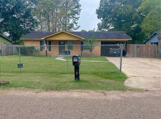 1305 Joiner St, Waynesboro, MS 39367