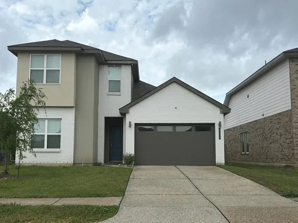 8030 Milam Ln, Rosharon, TX 77583