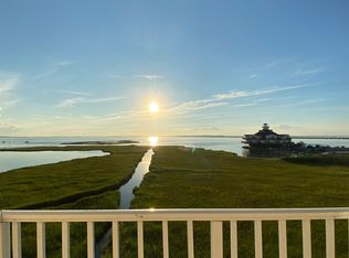 105 56th St #305-P2, Ocean City, MD 21842