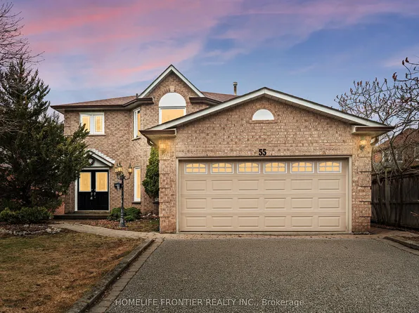 55 Attridge Dr, Aurora, ON L4G 6J4