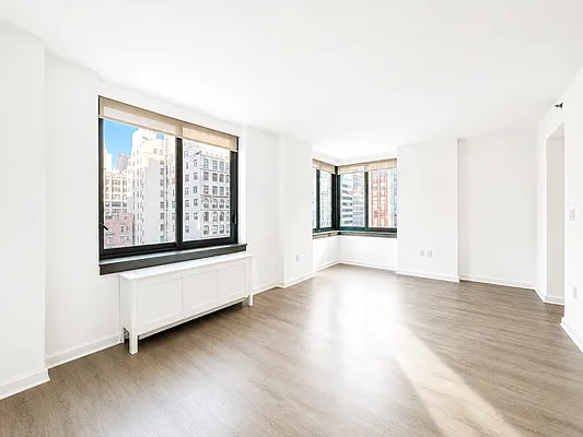 Living room, photo 2