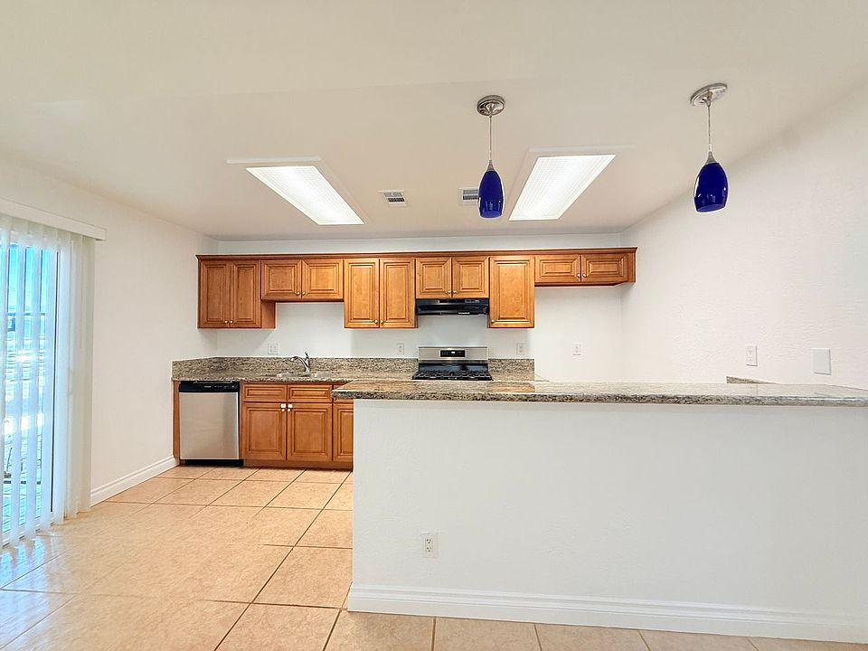 1st image of 31550 Avenida Alvera #B