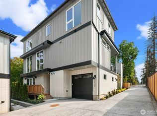 2030 NE 123rd St, Seattle, WA 98125