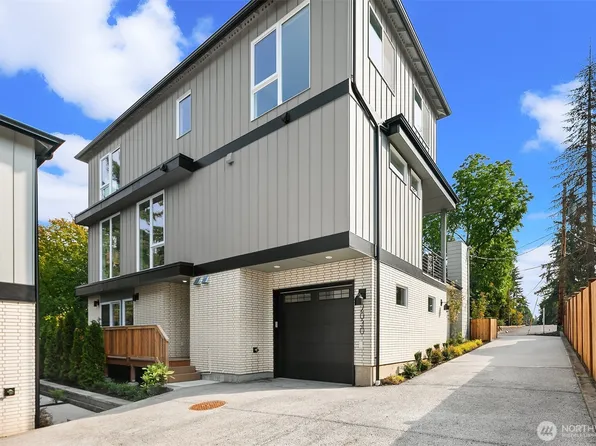 2030 NE 123rd Street, Seattle, WA 98125