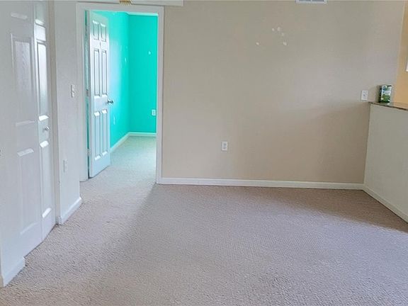 2nd image of 231 SW Palm Dr APT 202