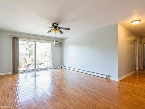 3rd image of 8970 Parkside Dr #202