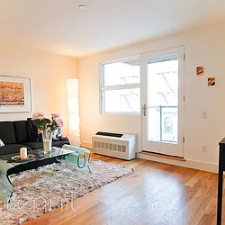 Rented by Rennit Inc.