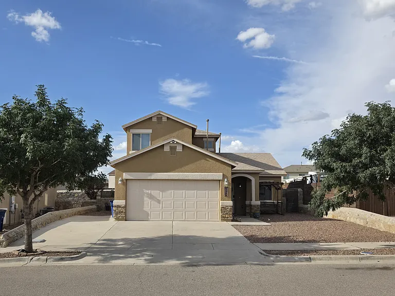 7653 Mammoth Ln — Photo 1