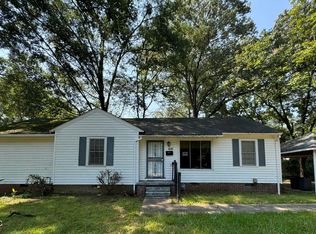 661 Robinhood Rd, Jackson, MS 39206