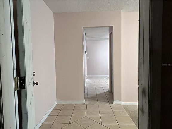 3rd image of 5411 Myrica Rd