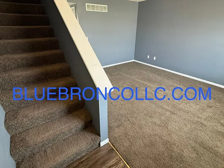 621 Willow Ln #B — Photo 6