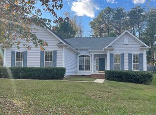 201 Blackberry Ln, Mooresville, NC 28117