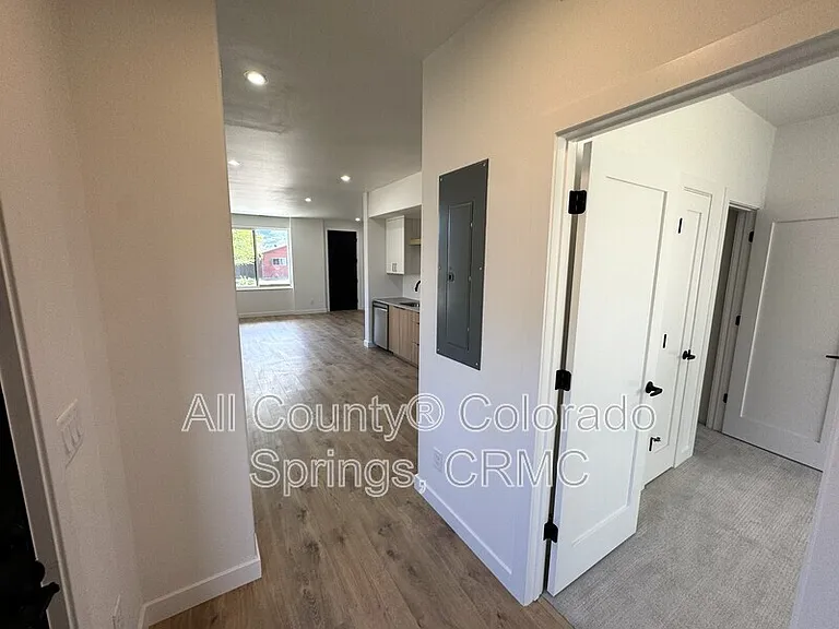2512 W Bijou St — Photo 7