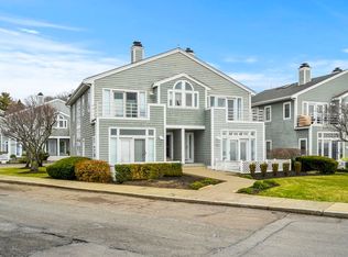 26 Humphrey St #26, Swampscott, MA 01907