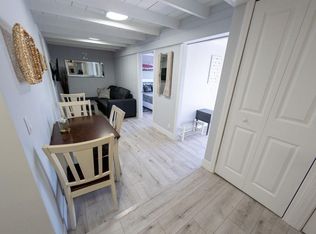 10801 Hartsook St, North Hollywood, CA 91601