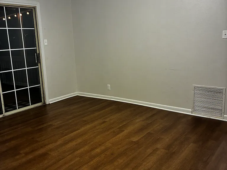 103 Swan Cir — Photo 7
