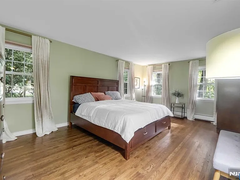5 Monroe Dr — Photo 19