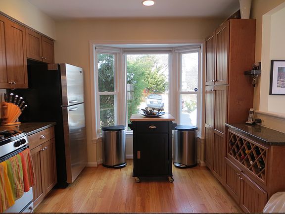 4th image of 2123 N Tazewell Ct