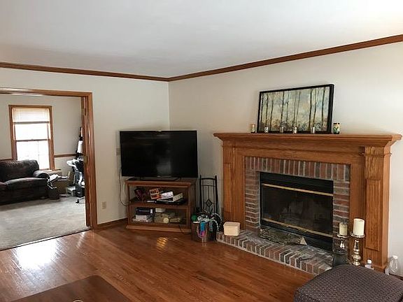 5th image of 5030 S 41st St