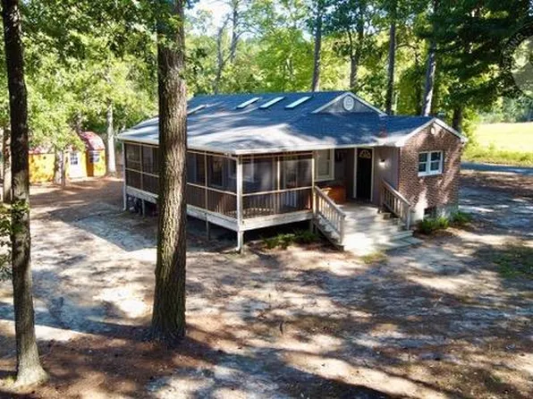 35474 Occohannock Dr, Belle Haven, VA 23306