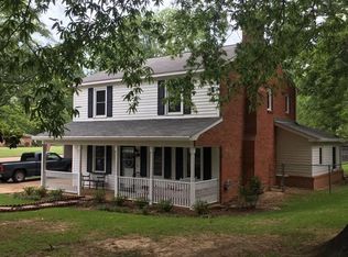 200 Pinebrook Rd, Starkville, MS 39759