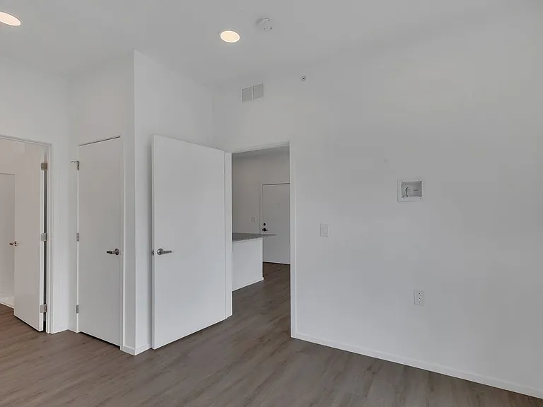 Clay Street Commons — Photo 15