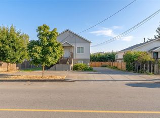 121 Harewood Rd, Nanaimo, BC V9R2Y7