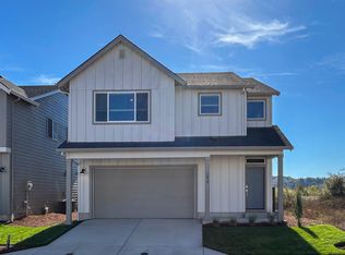1070 Legacy Ln, Eugene, OR 97402