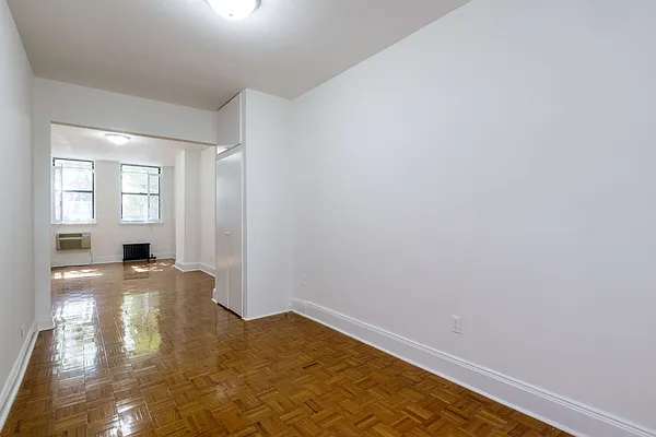 Rented by Town Residential | media 22