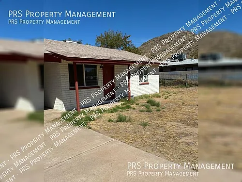 10641 N 15th Ave #B Photo 1