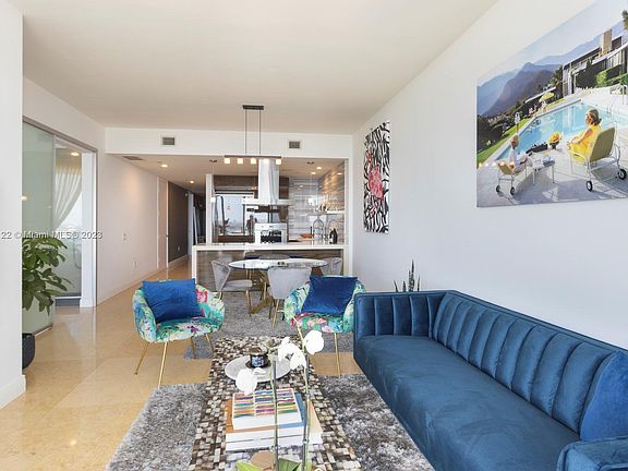 3rd image of 1100 Biscayne Blvd Unit 2803
