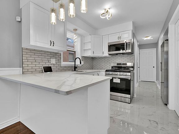2nd image of 7737 S Central Park Ave