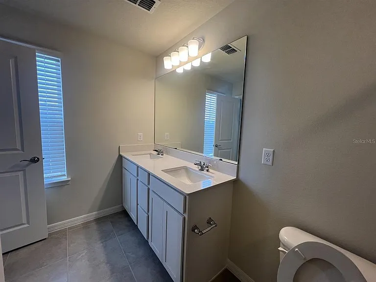 3355 Vine Leaf St — Photo 28